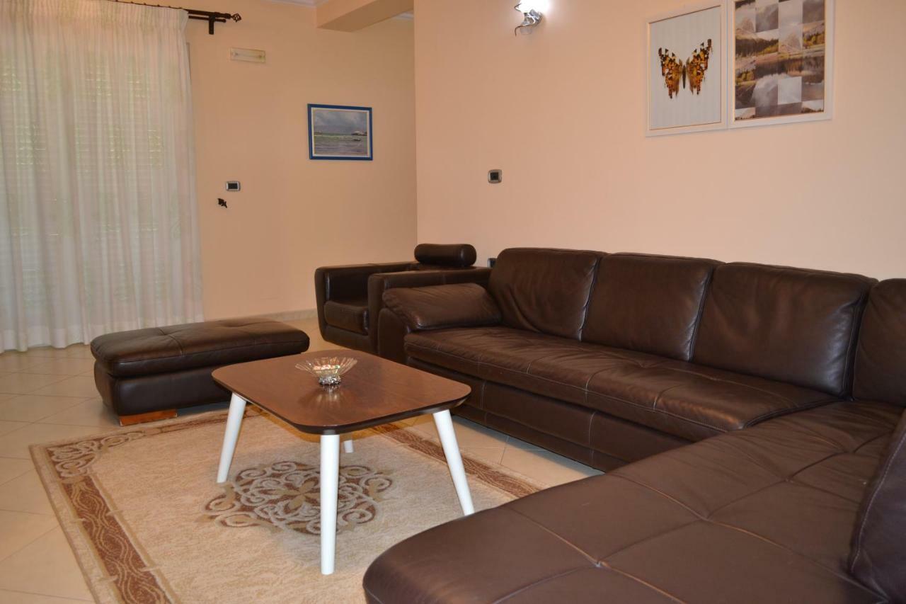 Penthouse 4 Bedrooms Apartment Vlorë Exterior foto